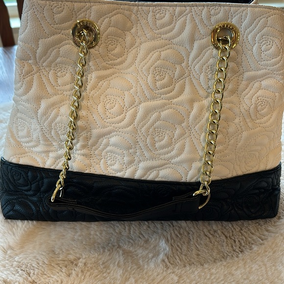 Betsey Johnson purse - Picture 4 of 15